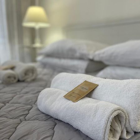 Bb Essenze Bed and Breakfast Παλέρμο Εξωτερικό φωτογραφία