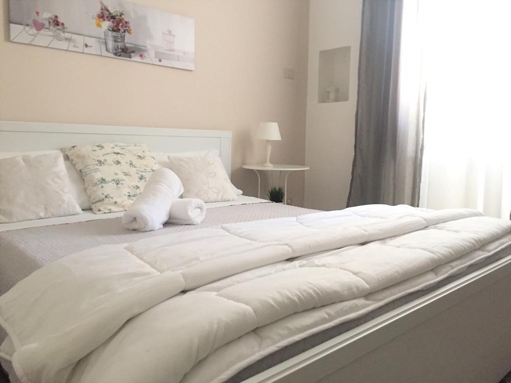 Bb Essenze Bed and Breakfast Παλέρμο Εξωτερικό φωτογραφία