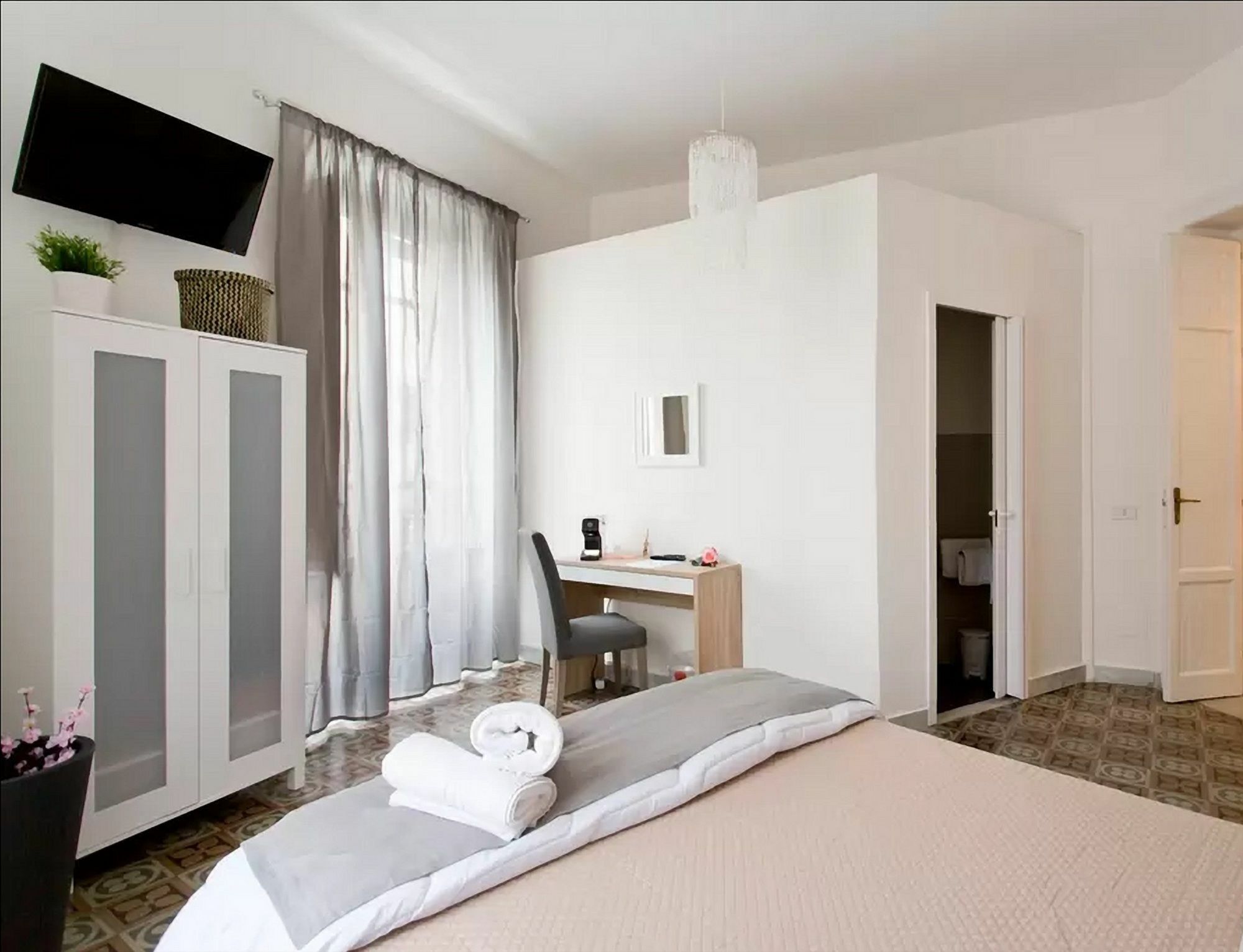 Bb Essenze Bed and Breakfast Παλέρμο Εξωτερικό φωτογραφία