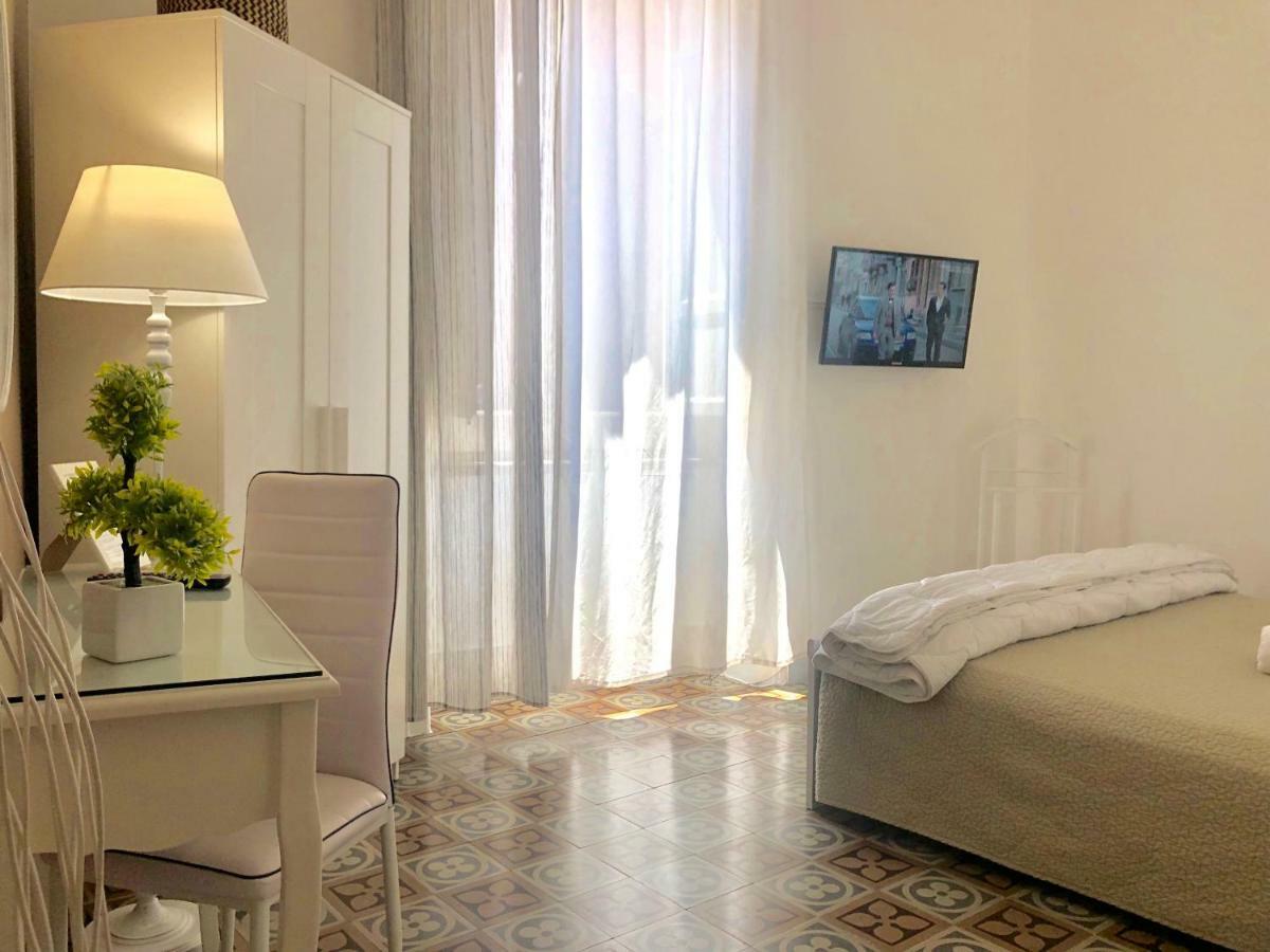Bb Essenze Bed and Breakfast Παλέρμο Εξωτερικό φωτογραφία